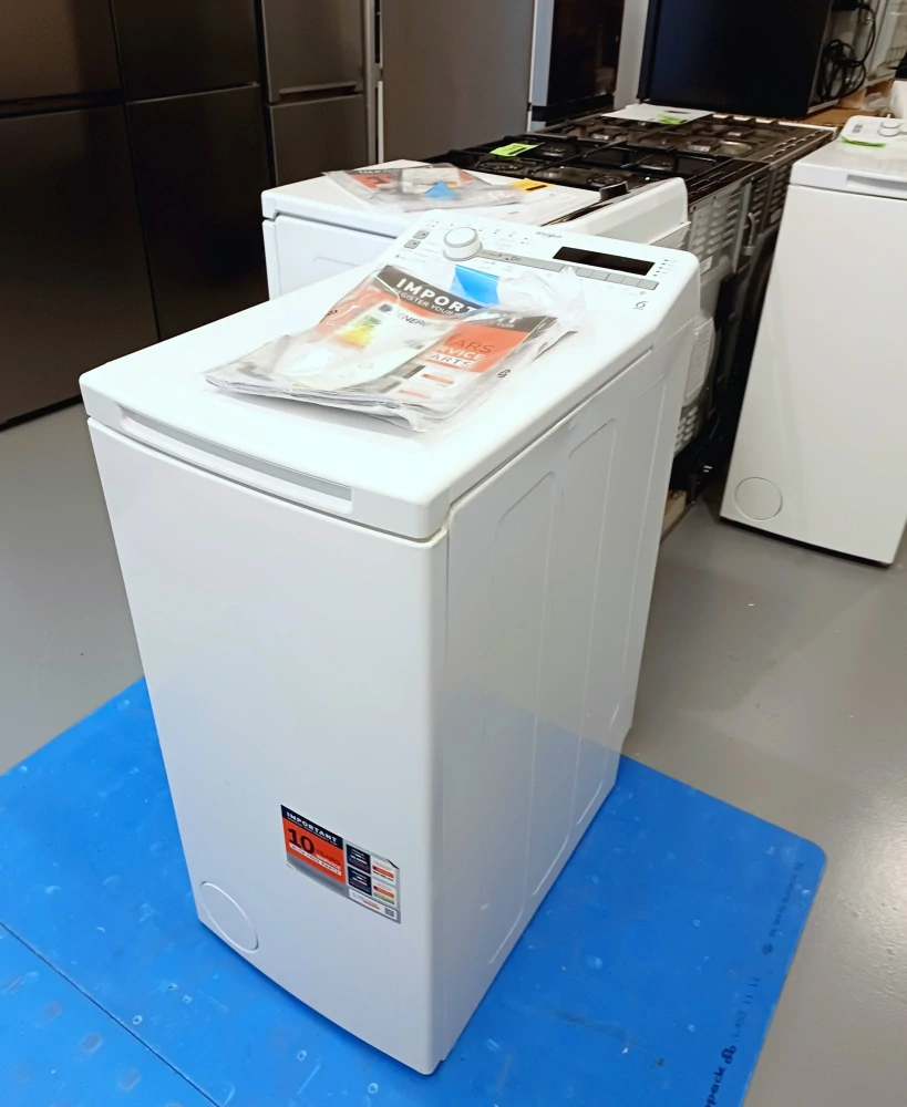 Pračka Whirlpool 6 kg 1000 ot. ZÁRUKA