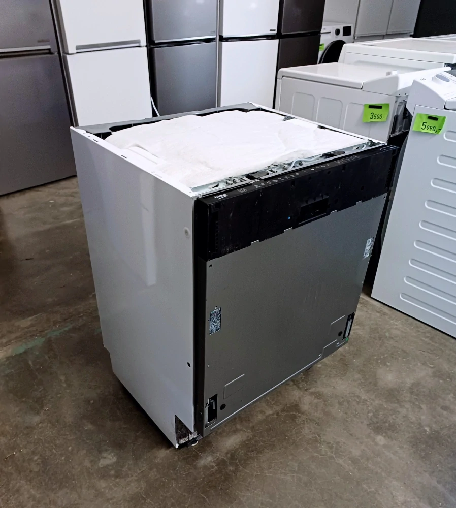Vestavná myčka Beko 60 cm , ZÁRUKA BDIN38645D