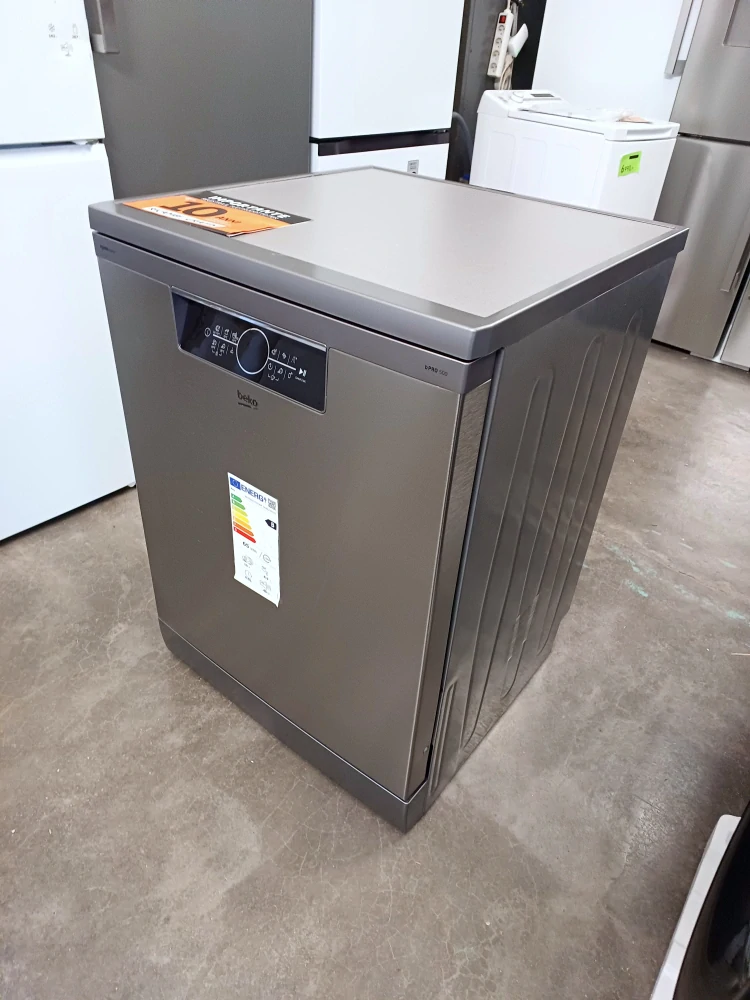 Myčka Beko 60 cm, ZÁRUKA BDFN36550XWP  PC ........  15.000 Kč