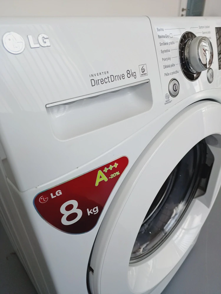 Pračka LG A+++ 8 kg, 1400 ot/min. ZÁRUKA