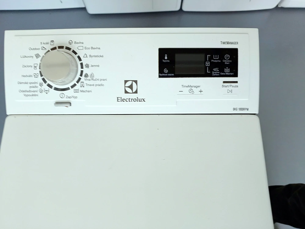 Pračka ELECTROLUX 6 kg, 1000 ot/min, ZÁRUKA