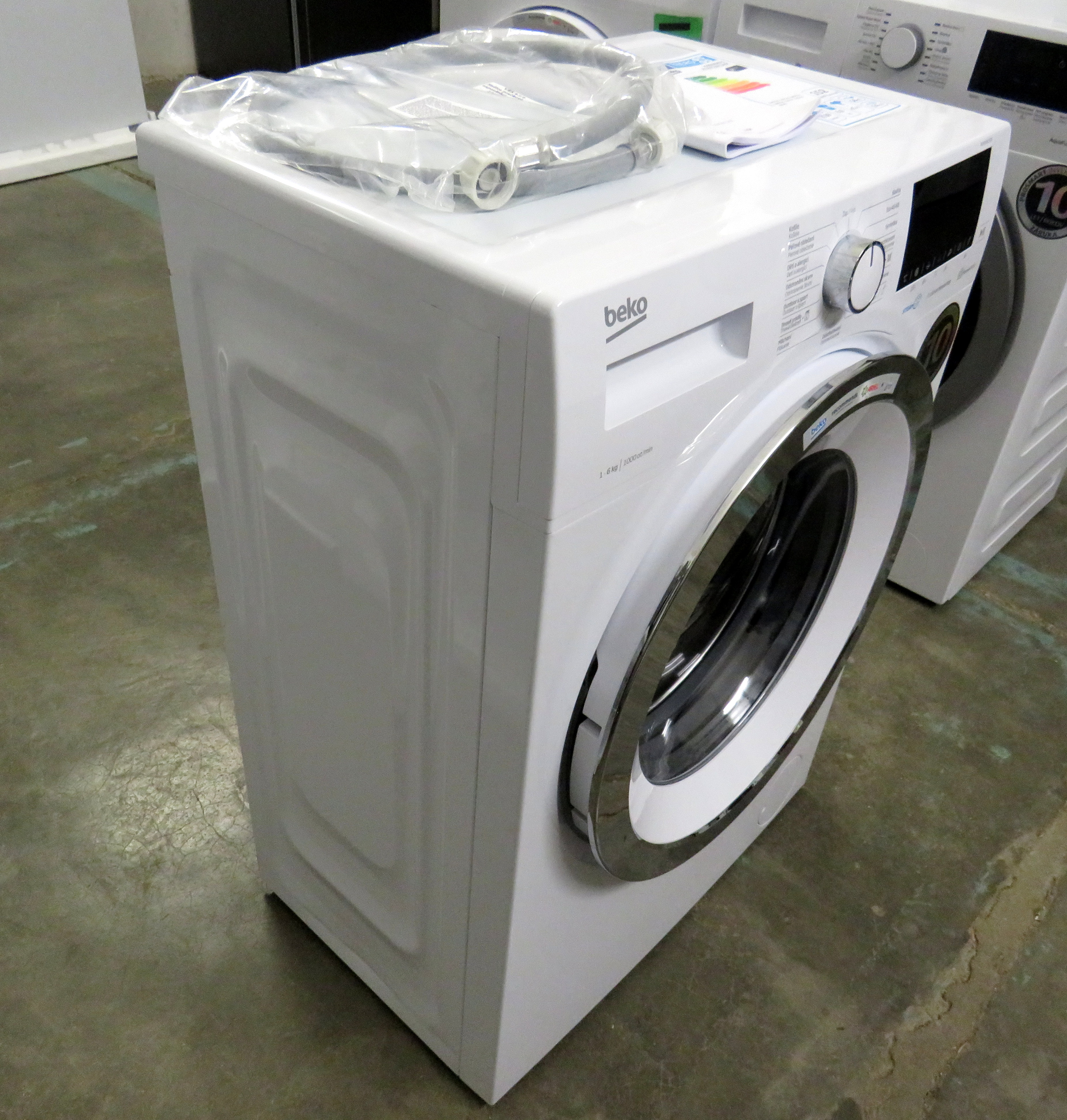 Pračka Beko  A+++6kg WUE6536CSX0C 1000 ot./min