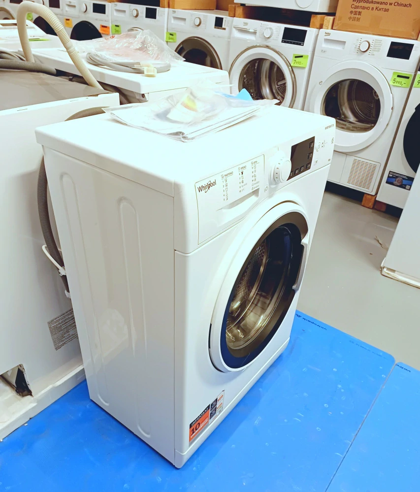 Pračka WHIRLPOOL 6 kg, 1200 ot. slim,ZÁRUKA
