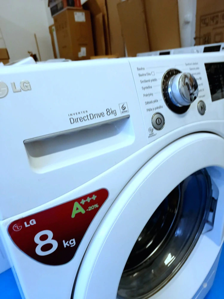 Pračka LG A+++ 8 kg 1400 ot. ZÁRUKA