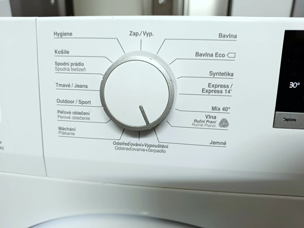 Pračka BEKO A+++6 kg WRE6512CSBWW 1200 ot/min