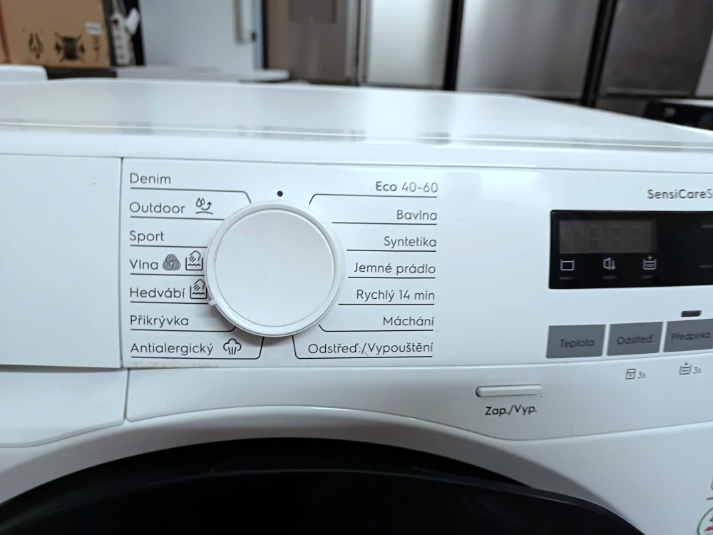 Pračka Electrolux 8 kg 1200 ot./min. ZÁRUKA
