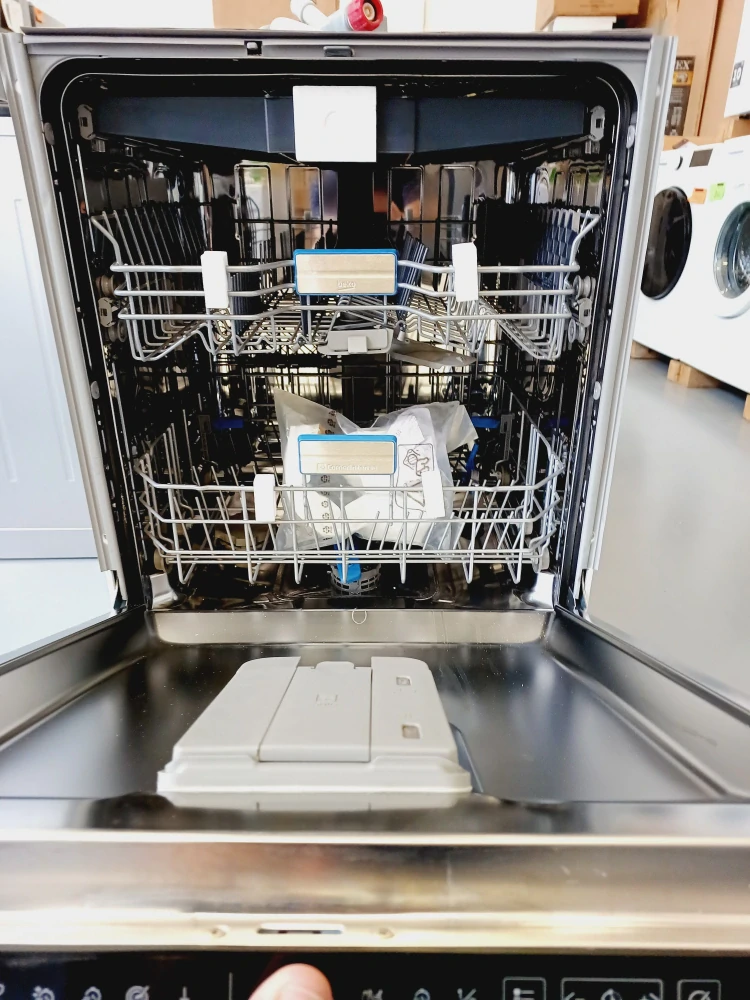 Vestavná myčka BEKO, ZÁRUKA BDIN39640A