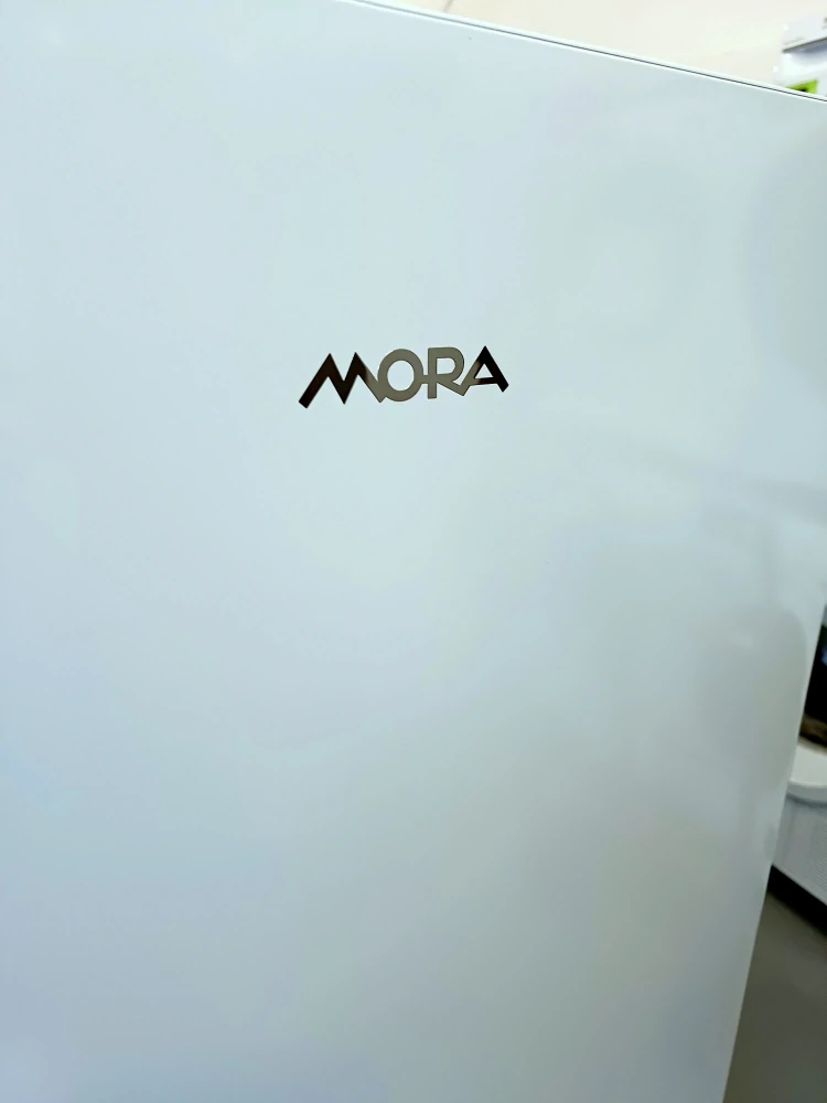 Lednice MORA 143 cm, ZÁRUKA