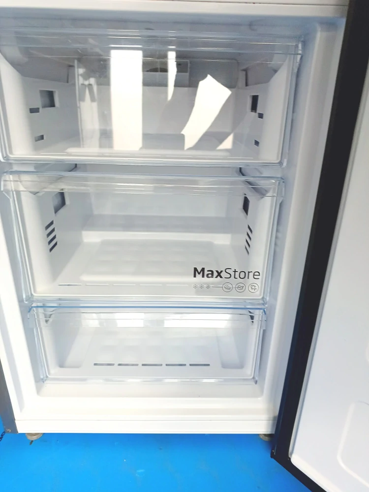 Lednice Beko 203 cm, NeoFrost, ZÁRUKA B7RCNA407HXBR1 Běžné ceny ..... 15 - 18.000 Kč