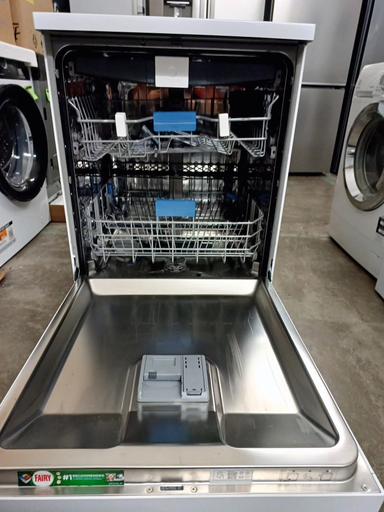 Myčka BEKO šířka 60 cm, ZÁRUKA BDFN26640WC