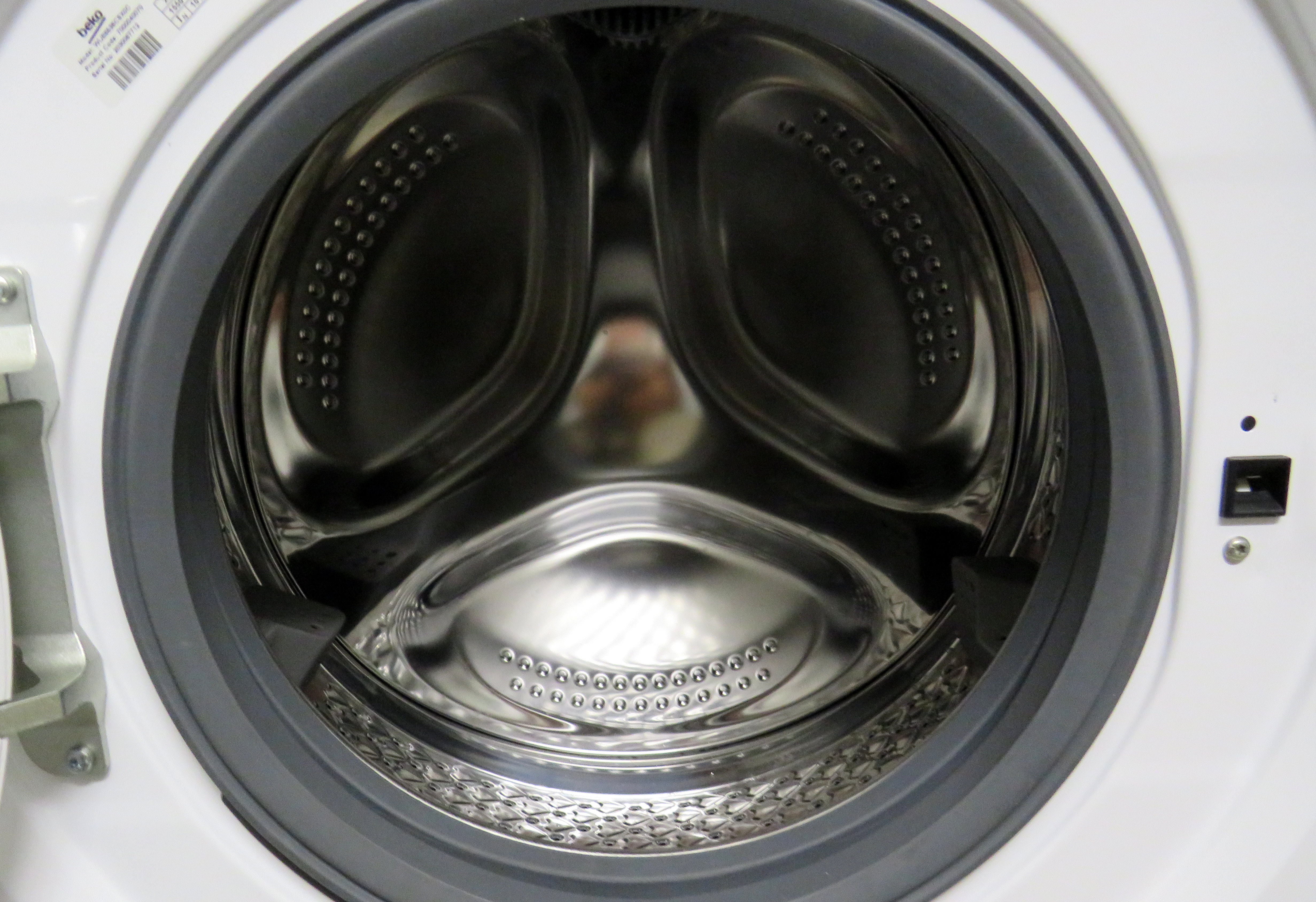 Pračka Beko  A+++6kg WUE6536CSX0C 1000 ot./min