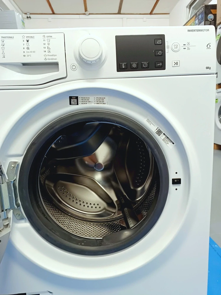 Pračka WHIRLPOOL 6 kg, 1200 ot. slim,ZÁRUKA