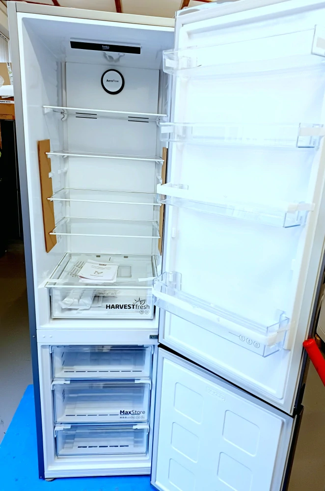 Lednice BEKO 203 cm, NoFrost, ZÁRUKA B5RCNA406HXB1