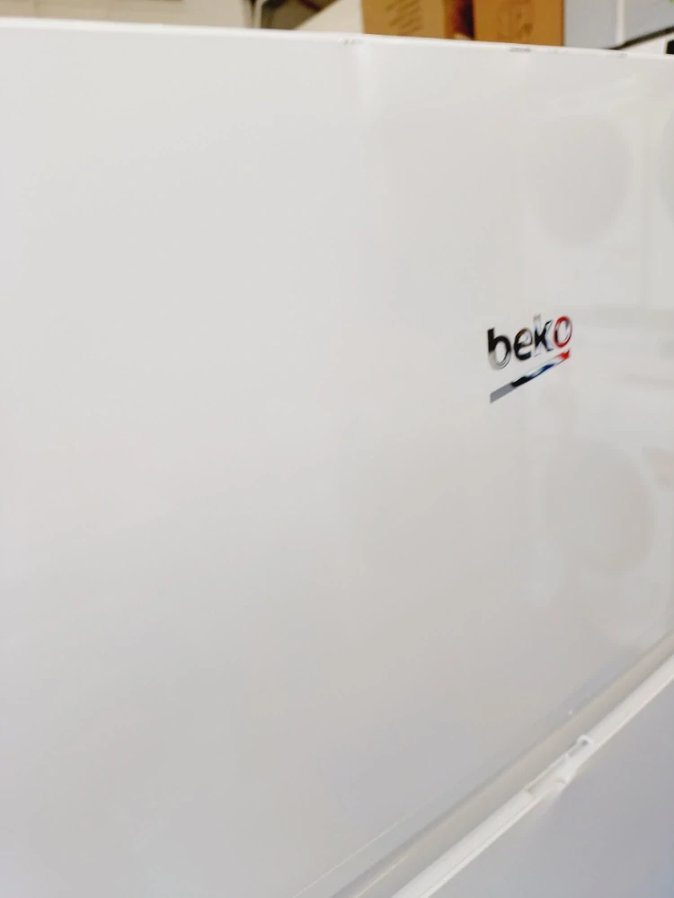 Lednice BEKO A++ RDSA240K40WN
