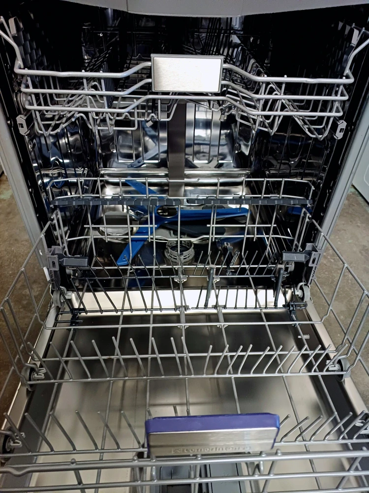Vestavná myčka Beko 60 cm , ZÁRUKA BDIN38645D