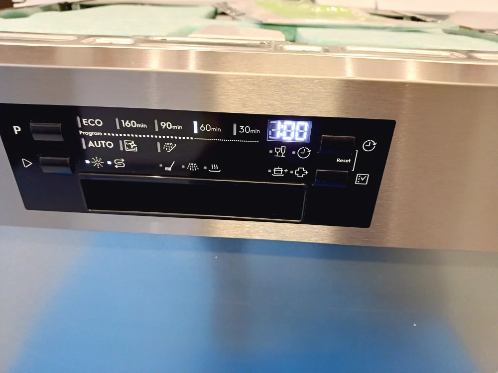 Vestavná myčka ELECTROLUX, šířka 60 cm, ZÁRUKA