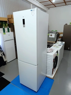Lednice TCL 201 cm, NoFrost ZÁRUKA